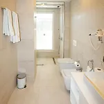 Grand White 4* Берат