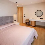 Grand White Отель 4*