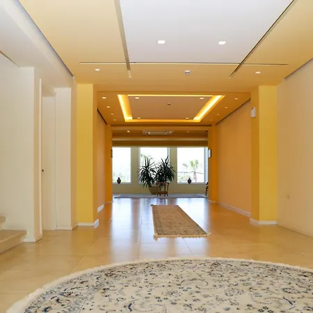 Hotel Grand White Berat