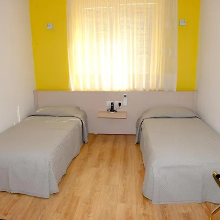 Отель Grand White 4*
