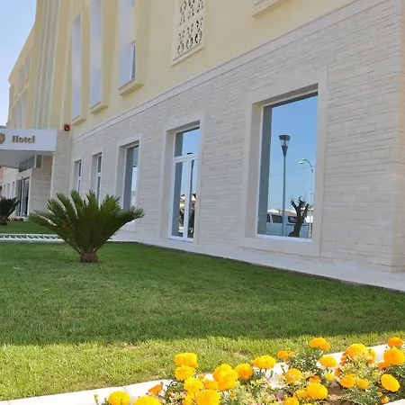 Hotel Grand White Berat