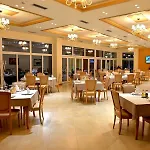Hotel Grand White 4*