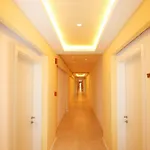 호텔 Grand White 4*