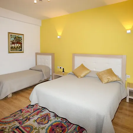Grand White 4* Berati