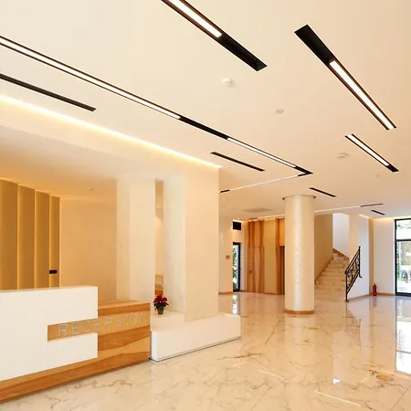 Grand White Hotel Berati