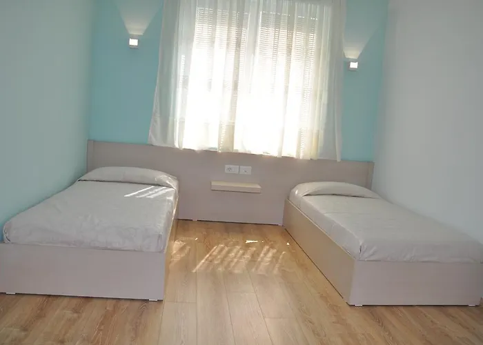 Hotel Grand White 4*