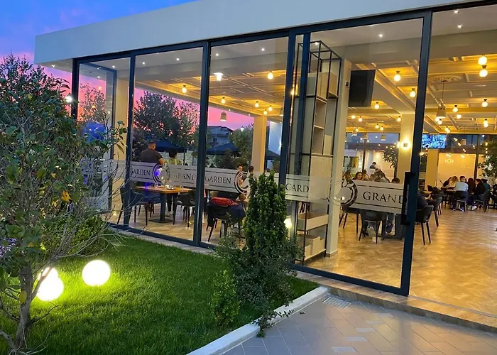 Grand White Hotel 4*