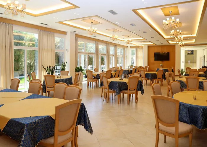 Hotel Grand White Berat