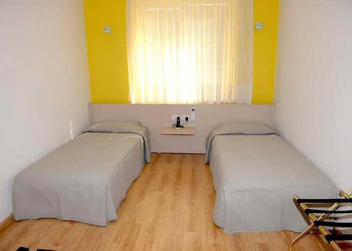 Hotel Grand White 4*