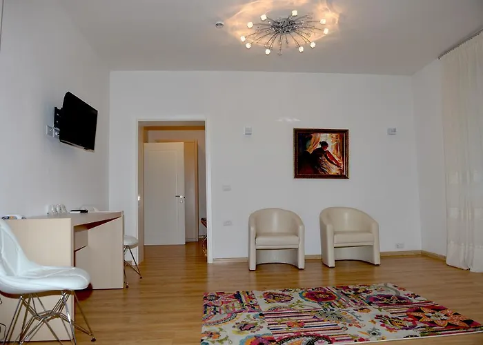Hotel Grand White 4*